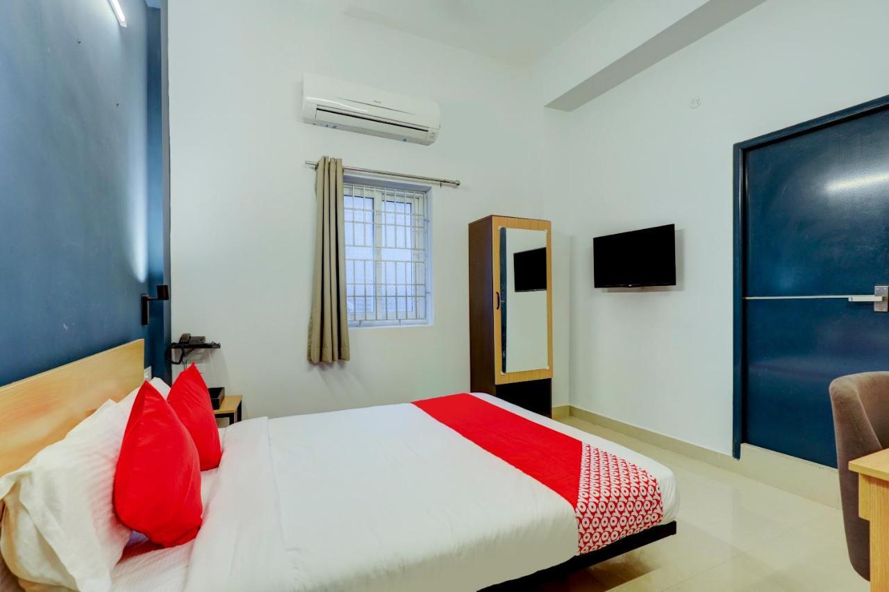Hotel Super Oyo Silverkey Nanganallur Near Chennai International Airport Extérieur photo